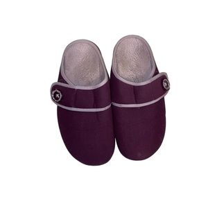 Vionic Slippers Size 7